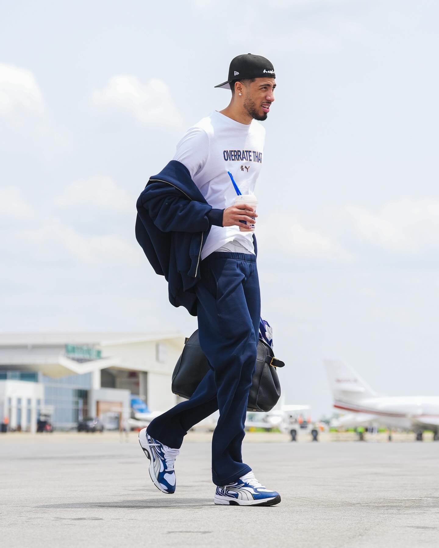 今夜体能课后，俄克拉荷马雷霆临场应变备战意大利杯，态度坚定，年轻球员得到机会的简单介绍