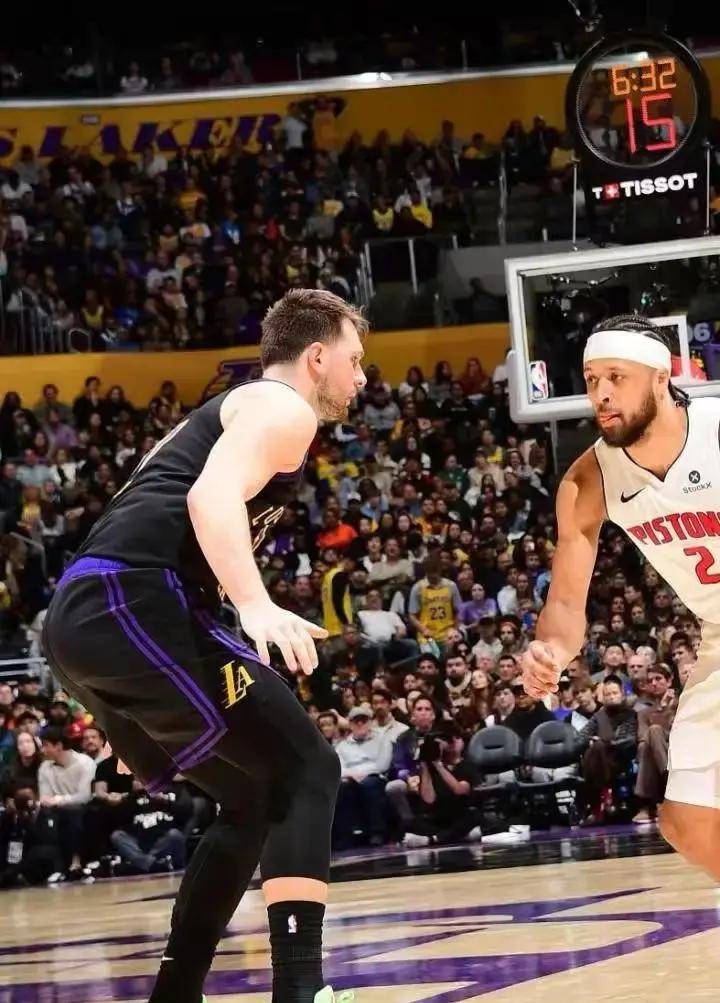 NBA常规赛赛前再迎强敌,洛杉矶湖人扳平良机,主帅态度——引发热议,赛程密集仍需轮换的简单介绍 NBA常规赛赛前再迎强敌,洛杉矶湖人扳平良机,主帅态度——引发热议,赛程密集仍需轮换的简单介绍